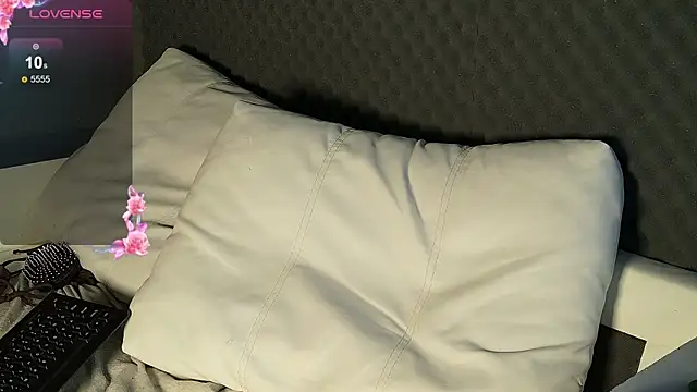 Živá chatovací místnost Fluffy_Cloude