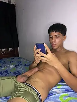 tylerwarron Show Webcam