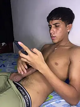 โชว์เว็บแคมของ tylerwarron