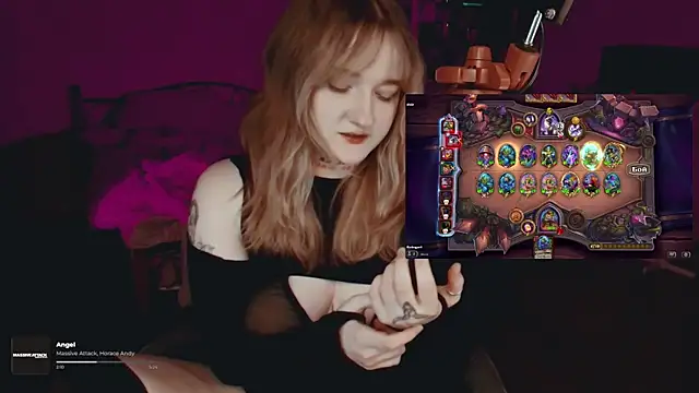 raingurl's Live XXX Chat
