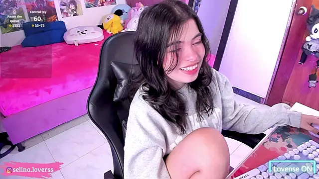 selina_lovers_'s Live XXX Chat