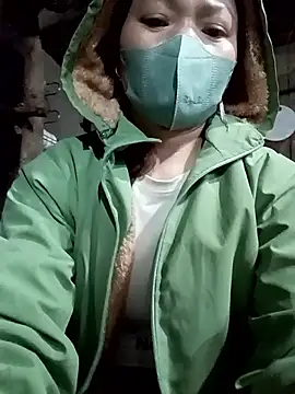 nat-tri's Webcam Show