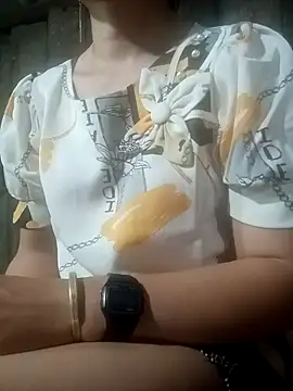 Chat soba uživo modela nat-tri