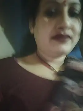 Rayal_bhabi 在線直播  表演