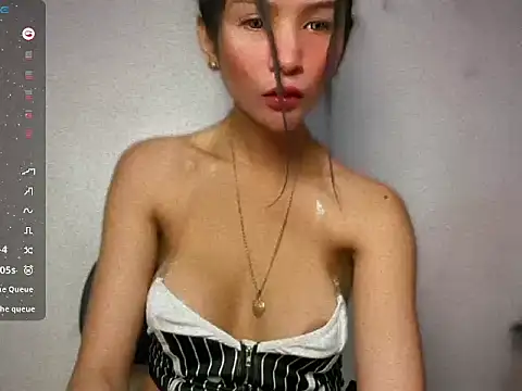 Manddeexx Show in webcam