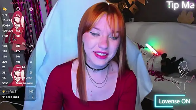 Chat XXX en directo de MeganNewCat