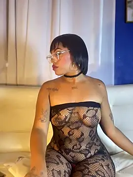 NovaFoxx Live XXX-chat