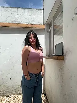 PamelaJonsom_ Adlı Modelin Canlı XXX Sohbeti
