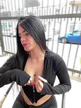 PamelaJonsom_ élő XXX-chatje
