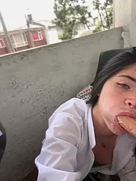 PamelaJonsom_ Chat XXX live