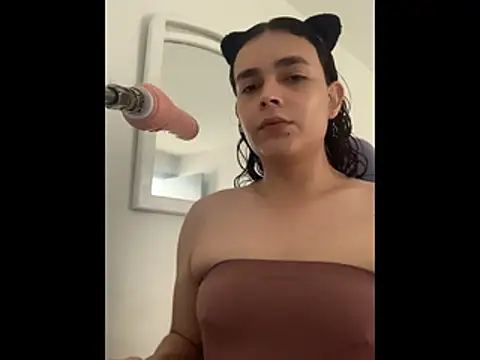 Show de La-Gatiita-trans na webcam