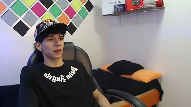 AmethystShadow17 Webcam show