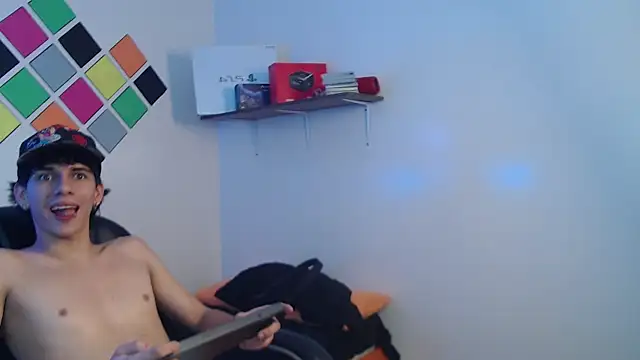 AmethystShadow17 Show Webcam