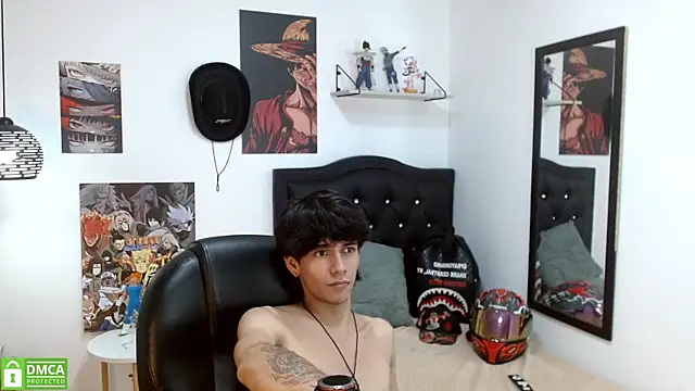 Show modela AmethystShadow17 na web-kameri