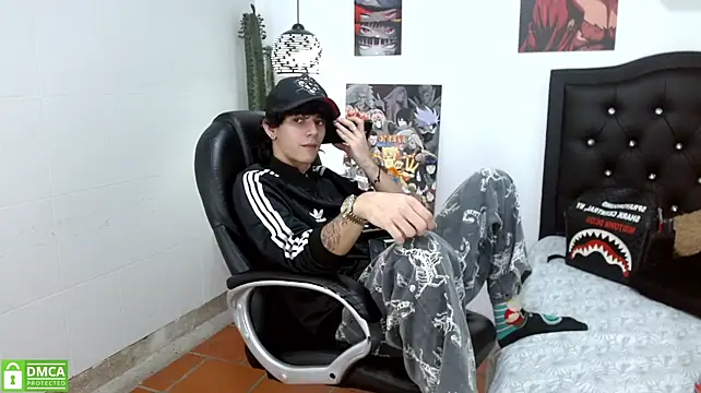 Show modela AmethystShadow17 na web-kameri