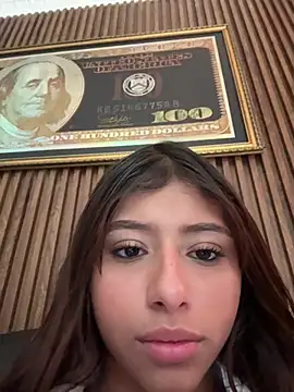 dafne17_ Adlı Modelin Web Kamerası Şovu