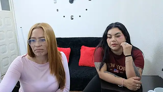 lesb_milf Шоу с уебкамера