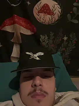 Pokazy przed kamerką – CarmeloA