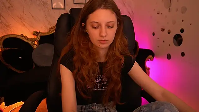 Chat XXX en directo de CuteeFoxy