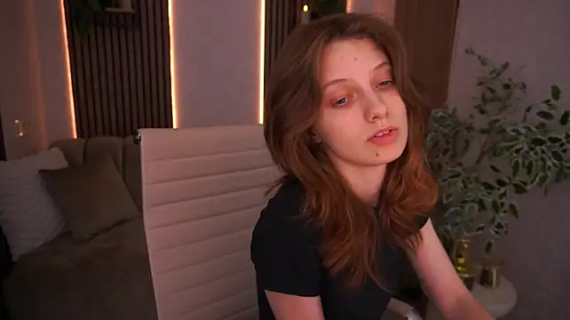 CuteeFoxy Chat XXX in diretta