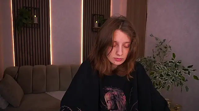 Онлайн чат XXX CuteeFoxy