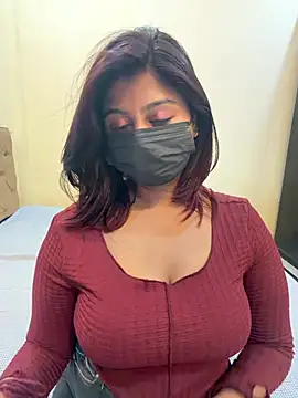 Show modela PayalDesire na web-kameri