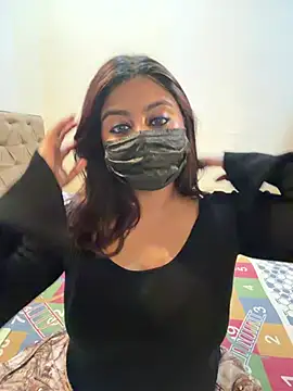 NaughtyZoya Webcam Show
