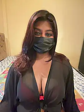 הופעת וובקאם של NaughtyZoya