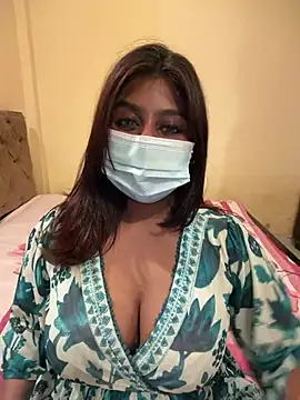 NaughtyZoya ওয়েবক্যাম শো
