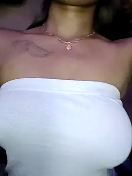 Strip_Hotty242のライブXXXチャット