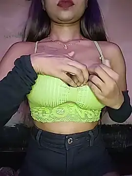 Strip_Hotty242: онлайн-секс-чат