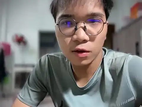 kave2033 Webcam-Show