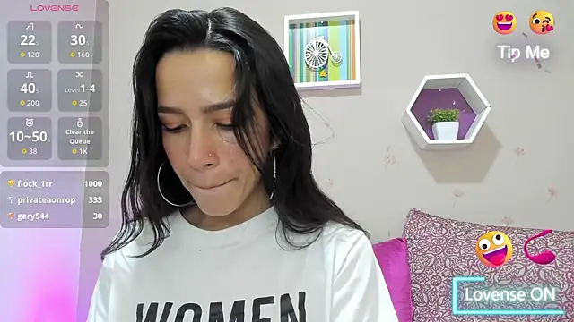 XXX chat uživo modela Laskhmi_