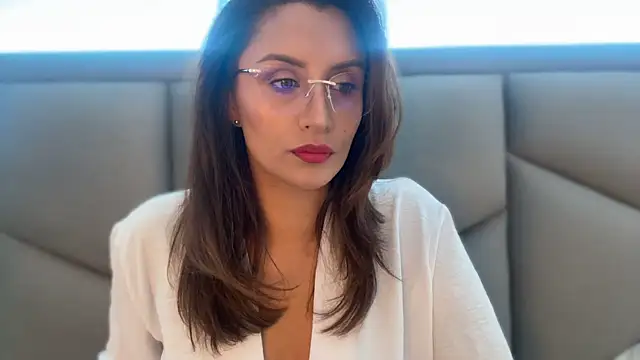 VictoriaBellah Chat XXX in diretta