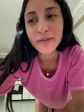 itsmiasofia Show in webcam