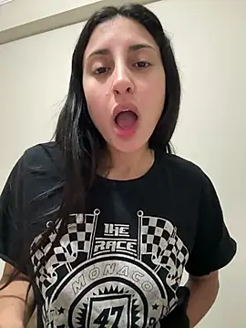 itsmiasofia webcam show