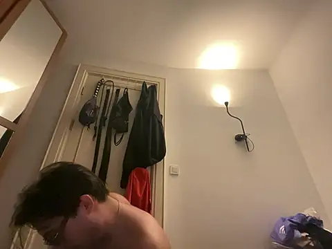 dicsucerboy77n Webbikameraesitys