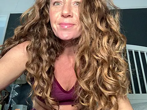 gingergymbunny's Live XXX Chat