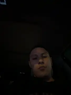 Feloh95 Show in webcam