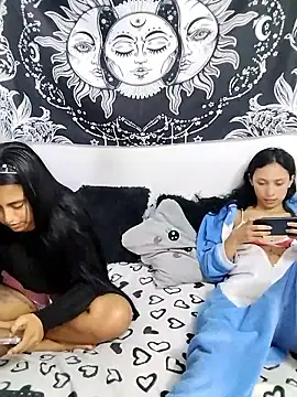 abby_n_emily Webcam show