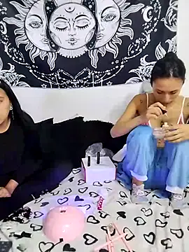 دردشة abby_n_emily الجنسية المباشرة