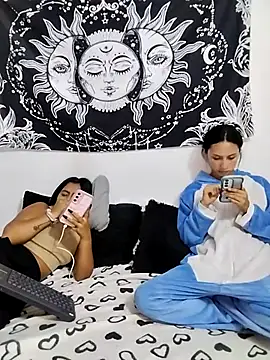 abby_n_emily Live Chatraum