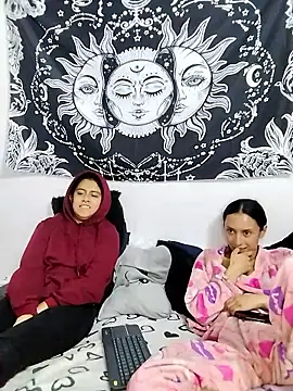 abby_n_emily Webcam Show