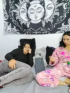 abby_n_emily webcam show