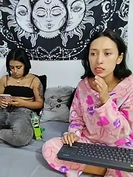 abby_n_emily Show Webcam