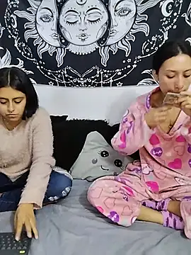 Вебкам-шоу abby_n_emily