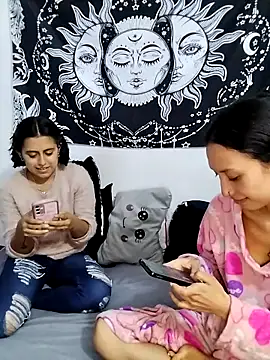 abby_n_emily Show Webcam