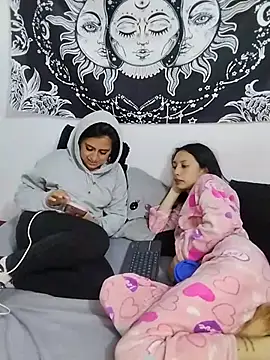 abby_n_emily Show Webcam