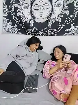 abby_n_emilyn Webbikameraesitys