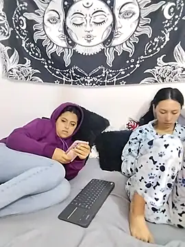 abby_n_emily Show Webcam